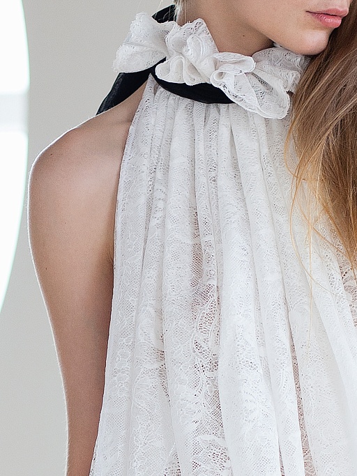 500р 2290р Боди из кружева L104