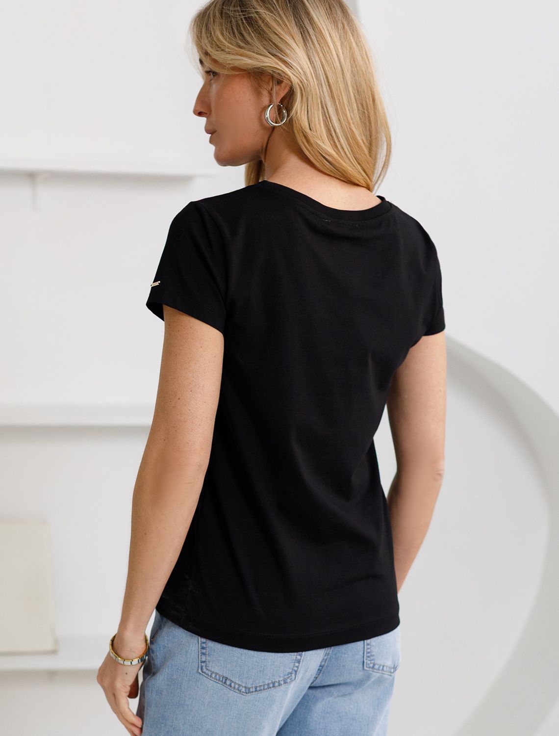 Нарядная футболка с принтом из премиального хлопка с эластаном