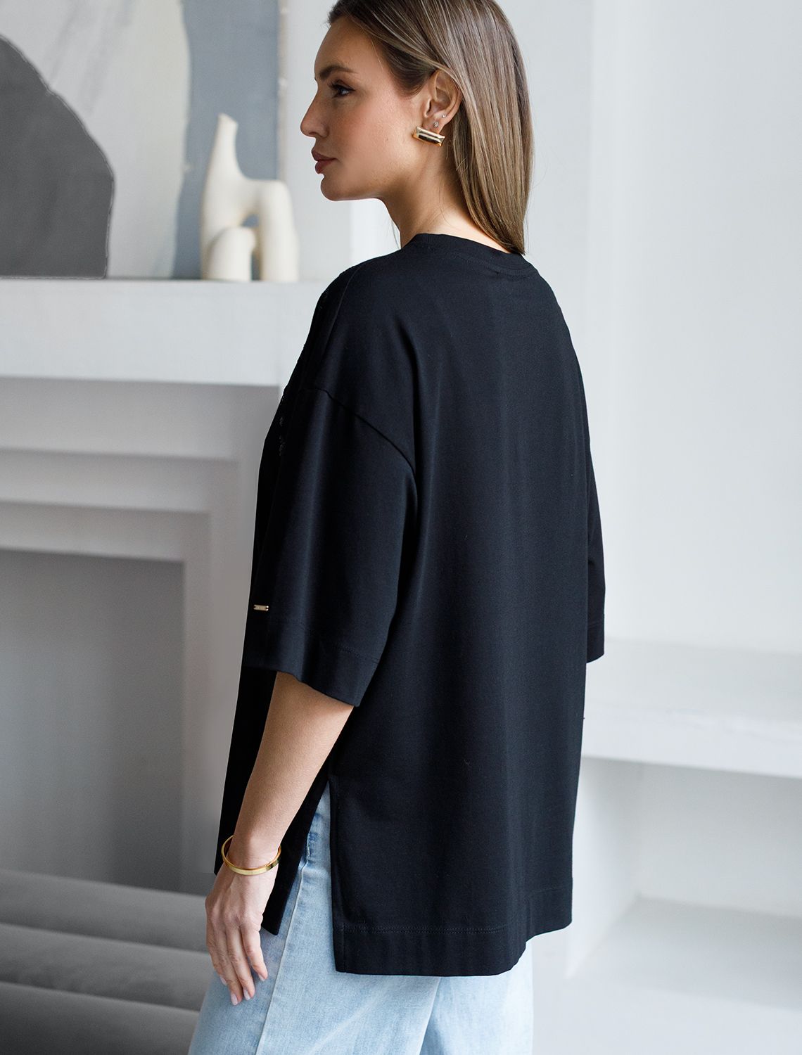 Футболка оверсайз с принтом пайетками из премиального хлопка с эластаном