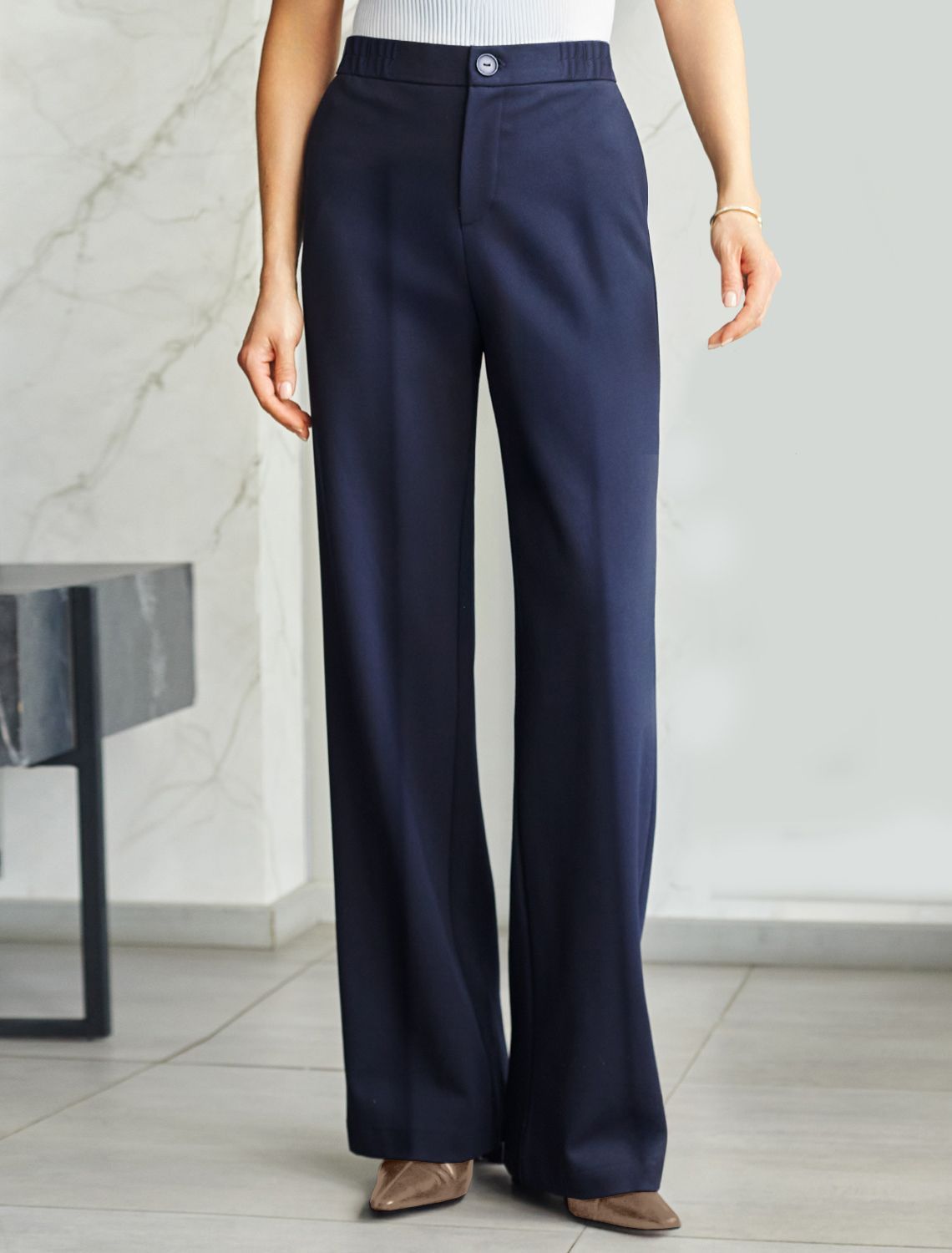 Прямые брюки из джерси на резинке сзади