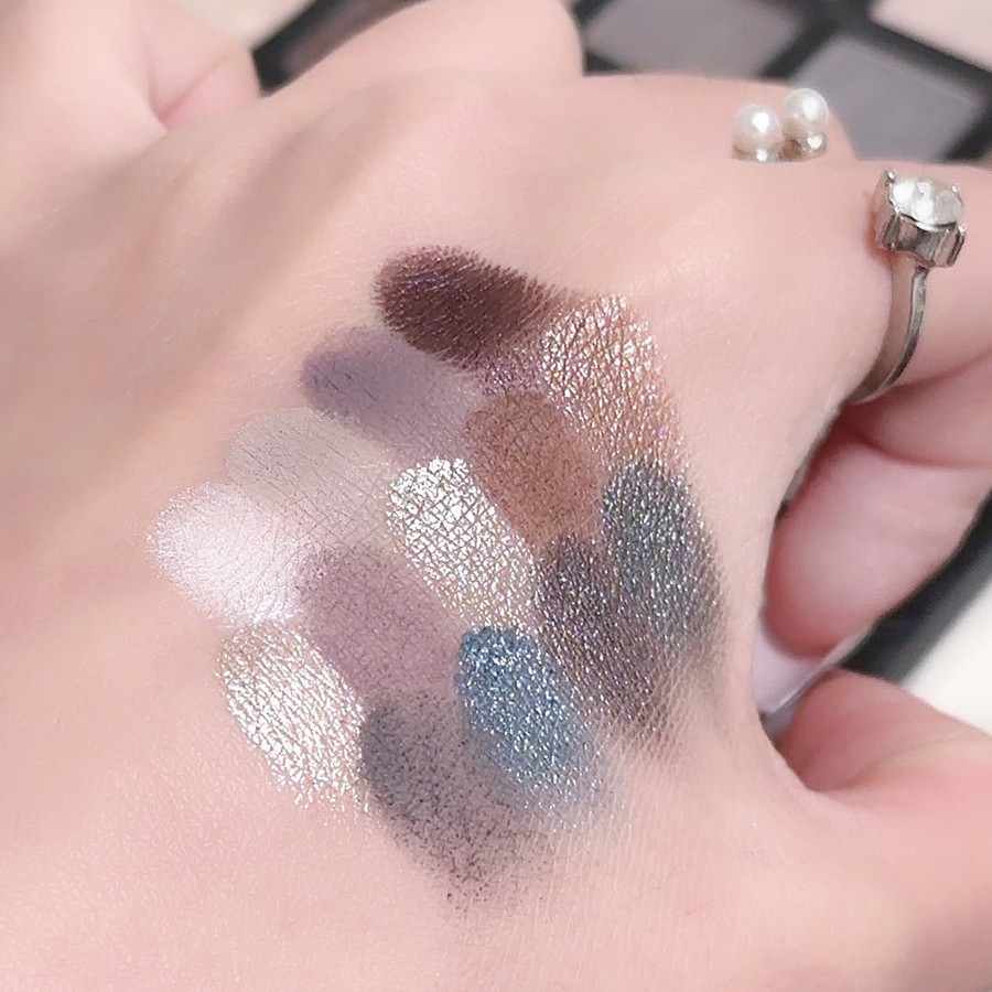 Палетка теней для век 42 цвета Dikalu Smoky