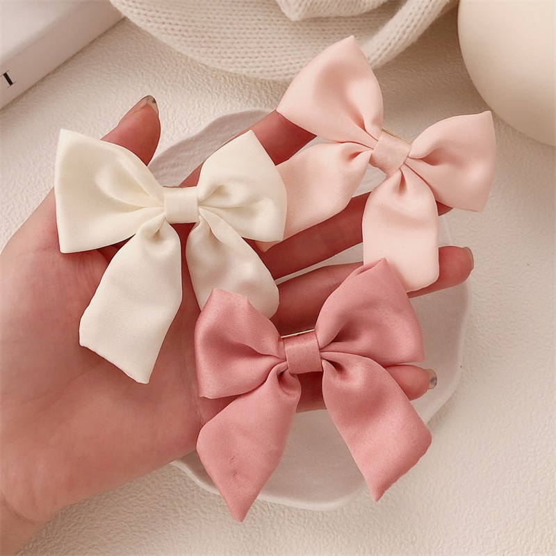 Заколка атласный бантик на зажиме