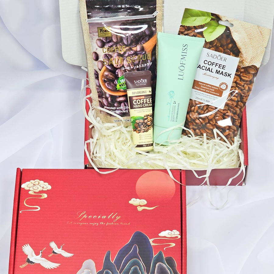 Бьюти-бокс Красный (Скраб кофе, Крем для тела, Маска, Крем для рук)