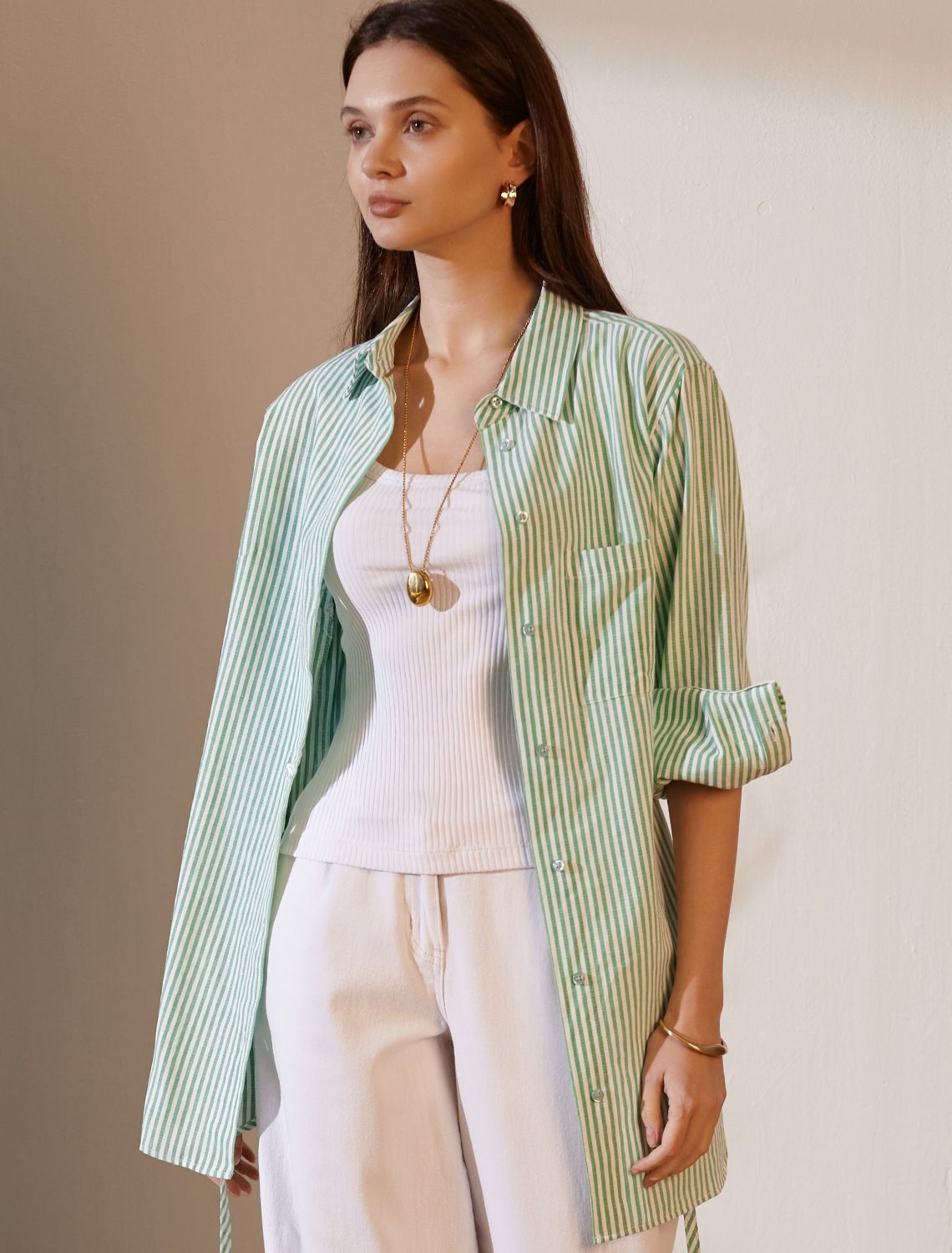 Удлиненная блузка с поясом в тонкую полоску из хлопка