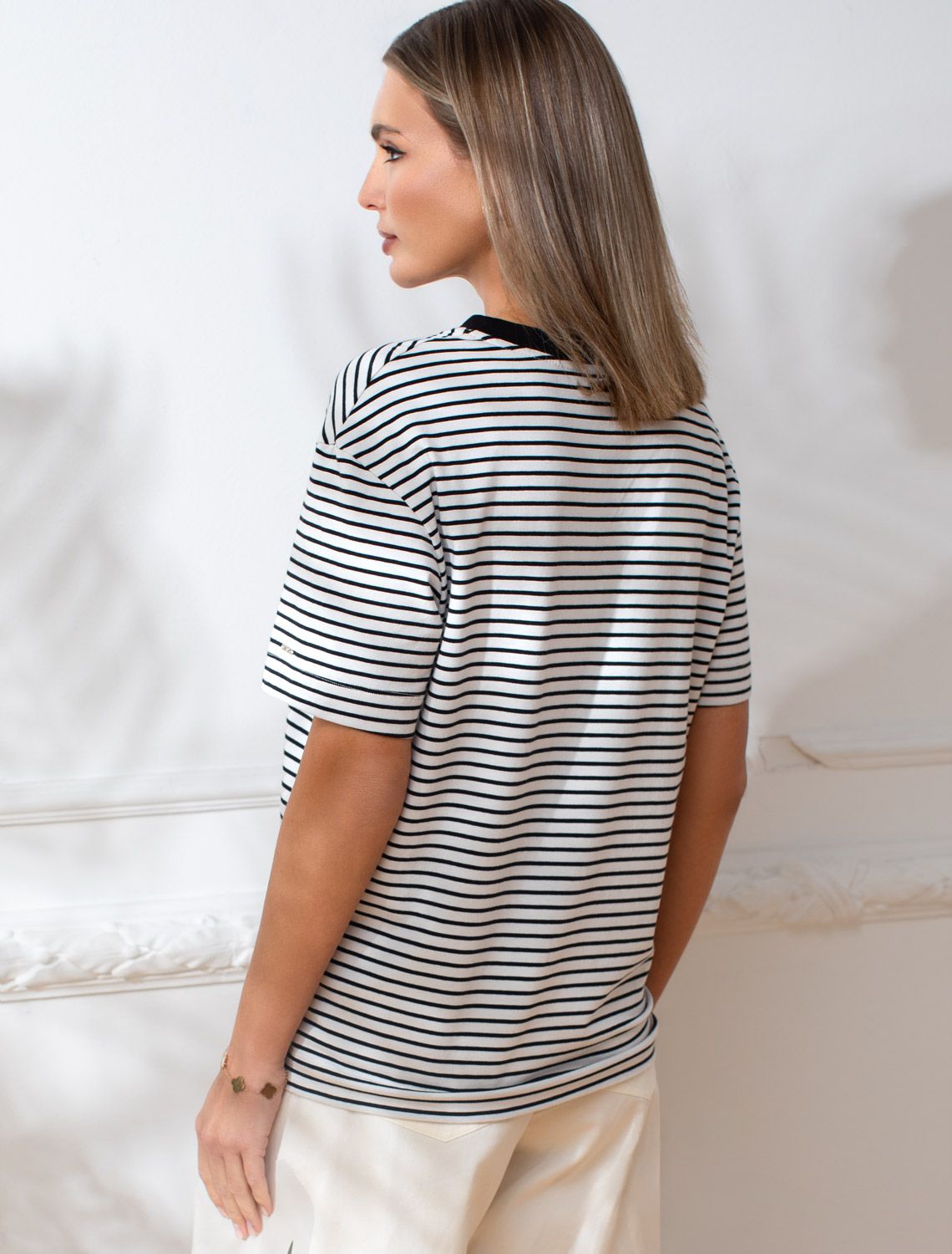 Свободная футболка в полоску из премиального хлопка с эластаном