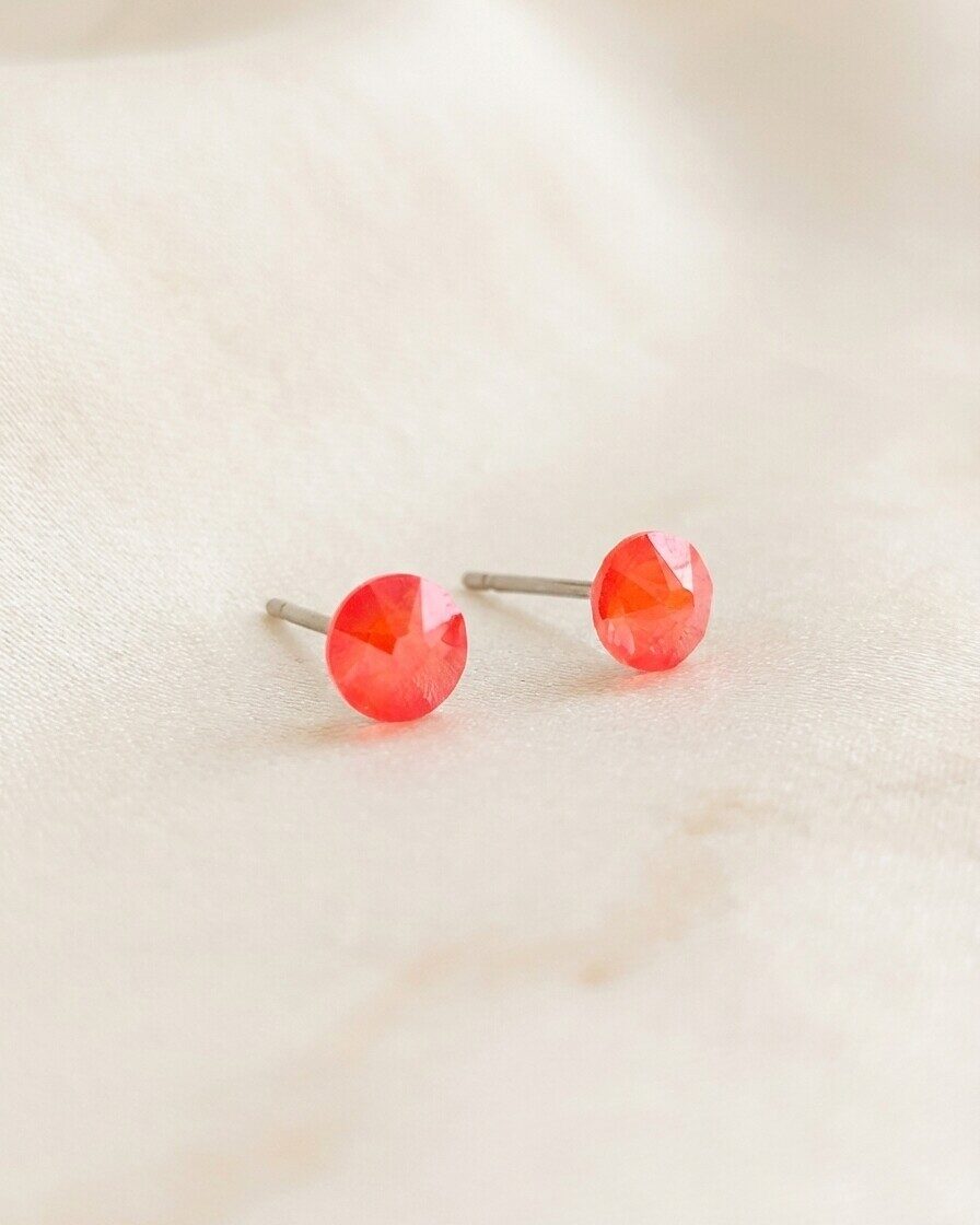 Серьги-гвоздики