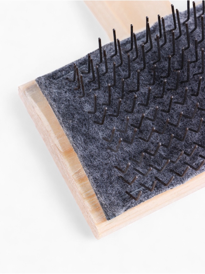 Щетка - пуходёрка ZOONIK «Кавказец», 100×55 мм, полукруглая, дерево