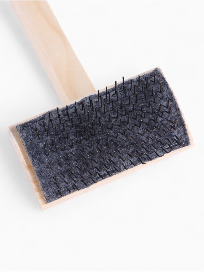 Щетка - пуходёрка ZOONIK «Кавказец», 100×55 мм, полукруглая, дерево