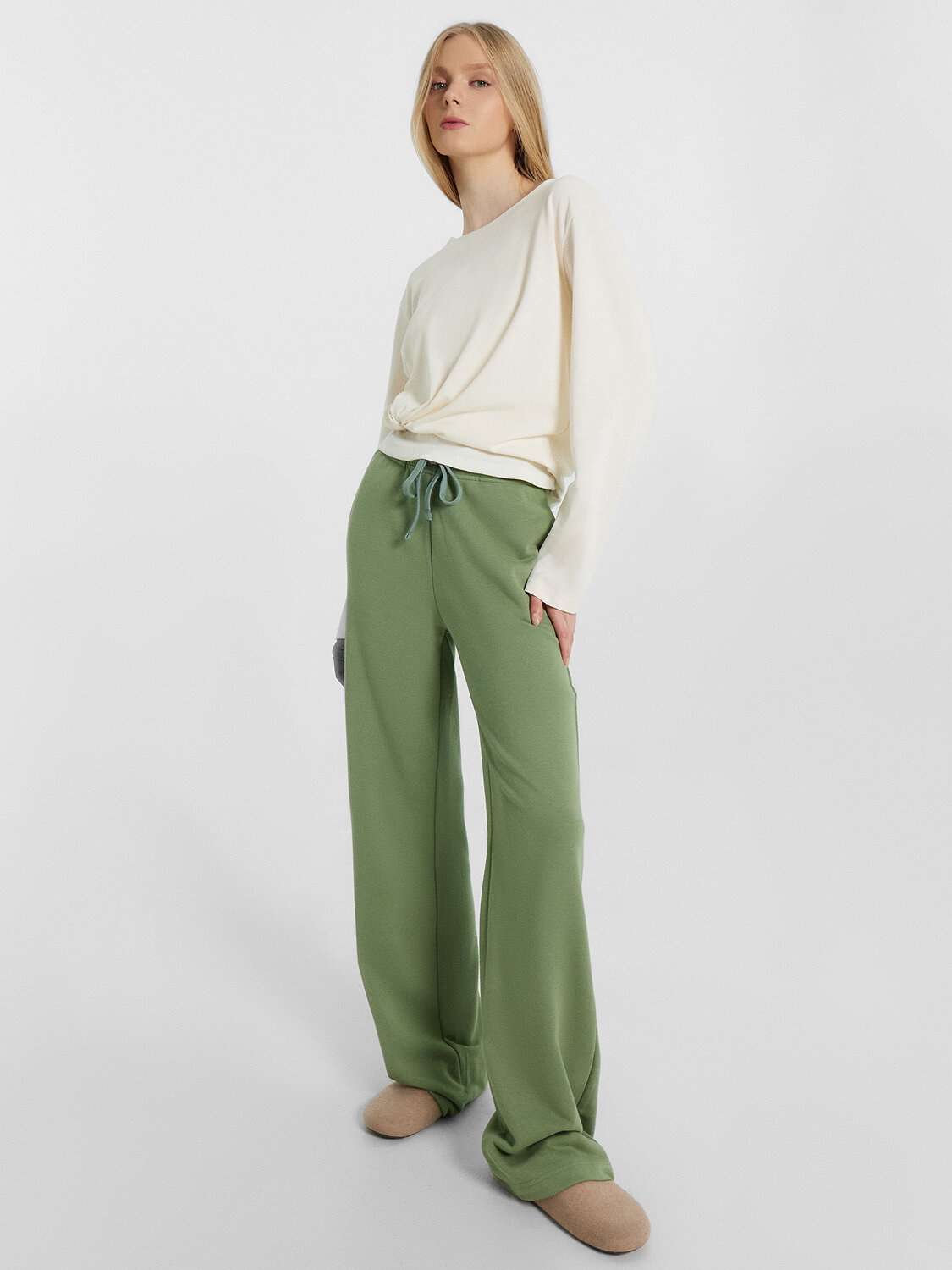 MARK FORMELLE Брюки 182513