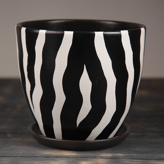 Горшок для цветов «Зебра», 500 мл, d=12 см, h=10 см, керамический, с поддоном, чёрный, белый
