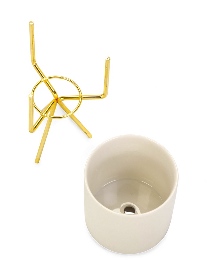 Кашпо для цветов «Цилиндр», 300 мл, 15×8×8 см, керамика, на золотистой подставке, белое