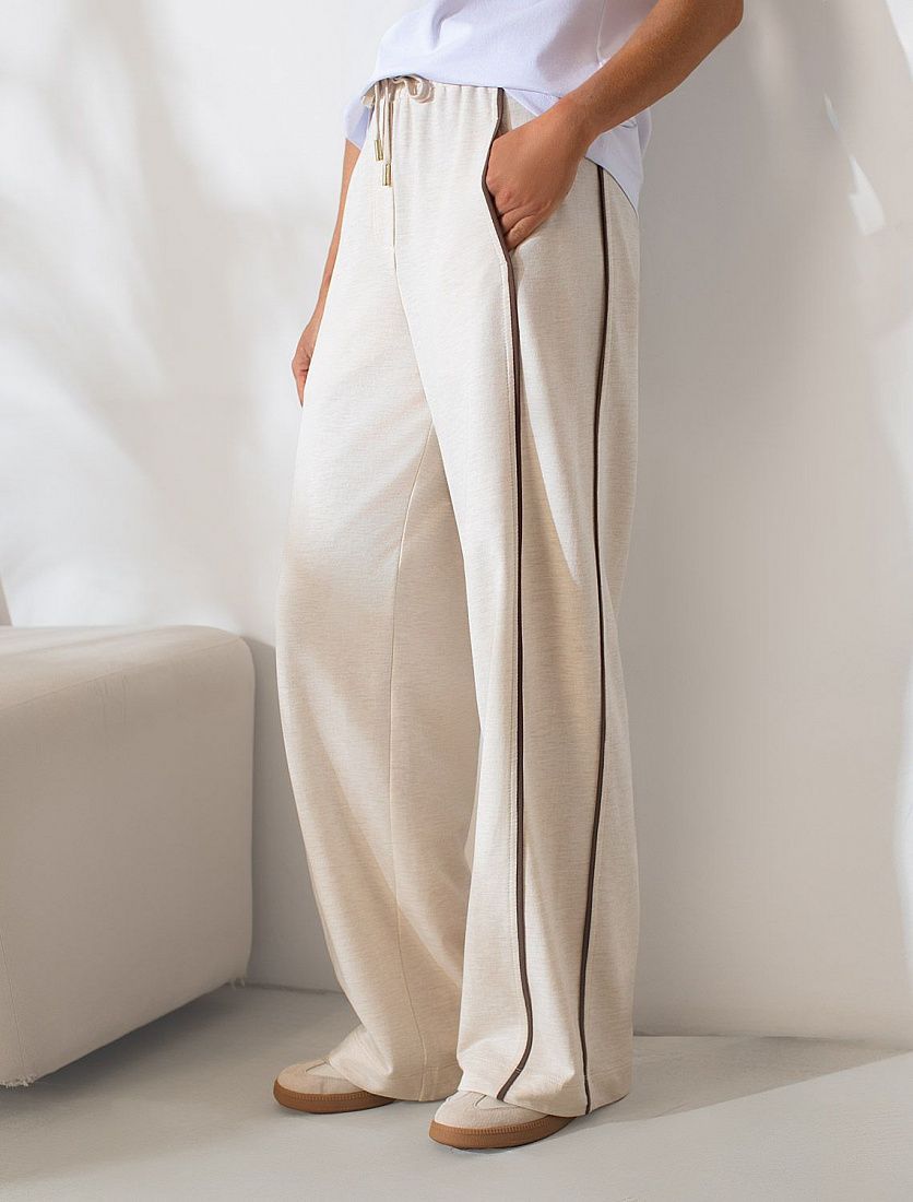 Прямые брюки с лампасами из эластичного футера двухнитки без начеса