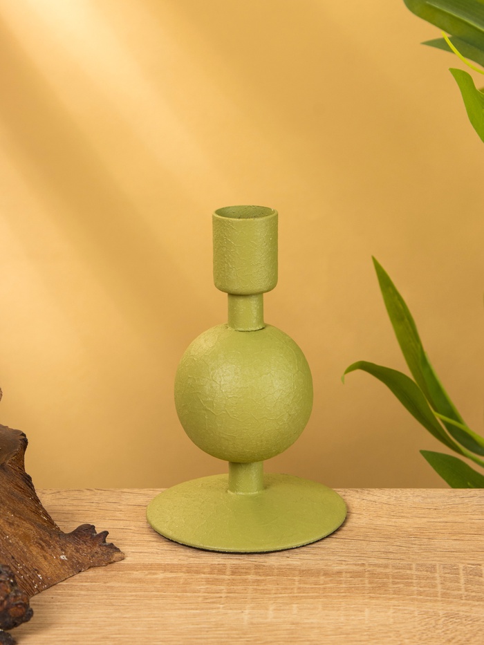 Подсвечник на 1 свечу «Авокадо», с 1 сферой, 7.5×7.5×11.5 см