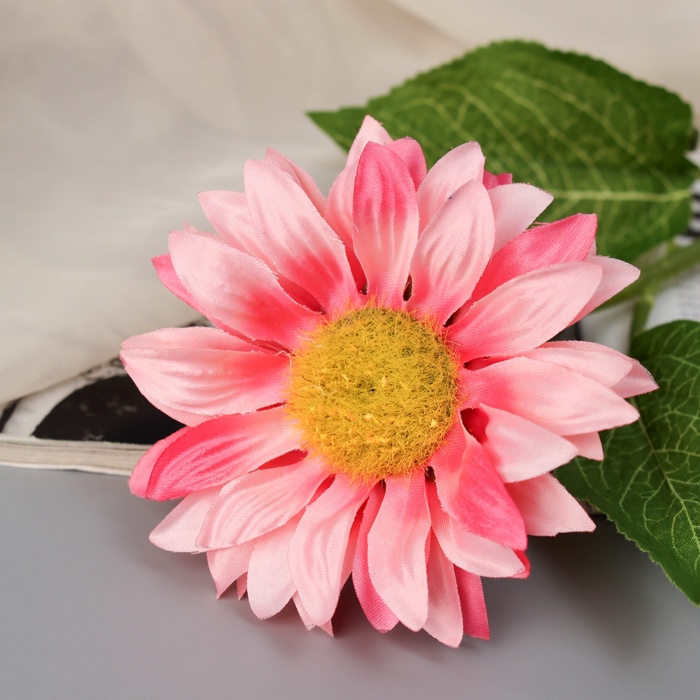 Цветы искусственные «Гербера шёлк галант», 45×9 см, розовые