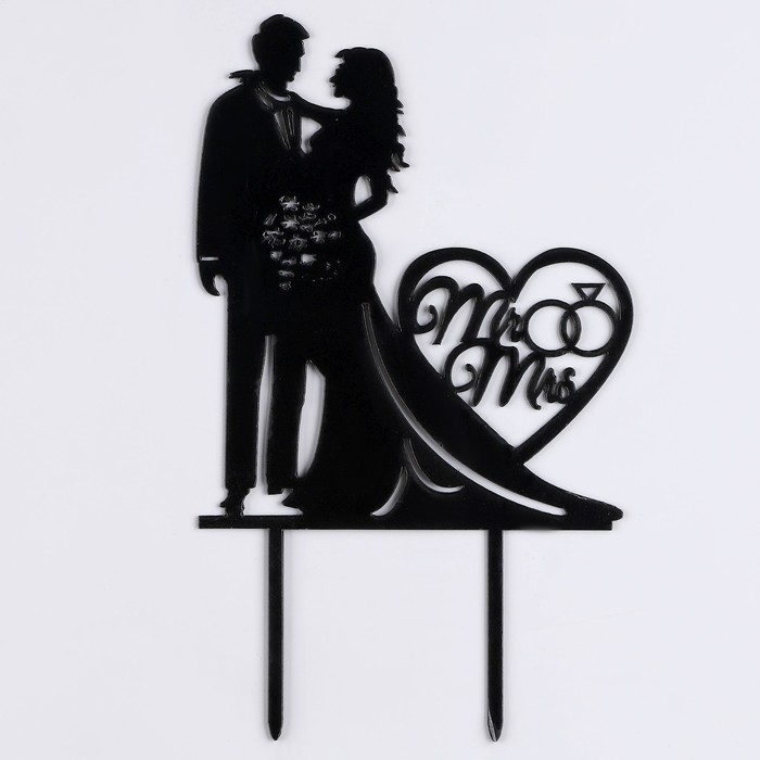 Топпер для торта «Влюблённая пара»