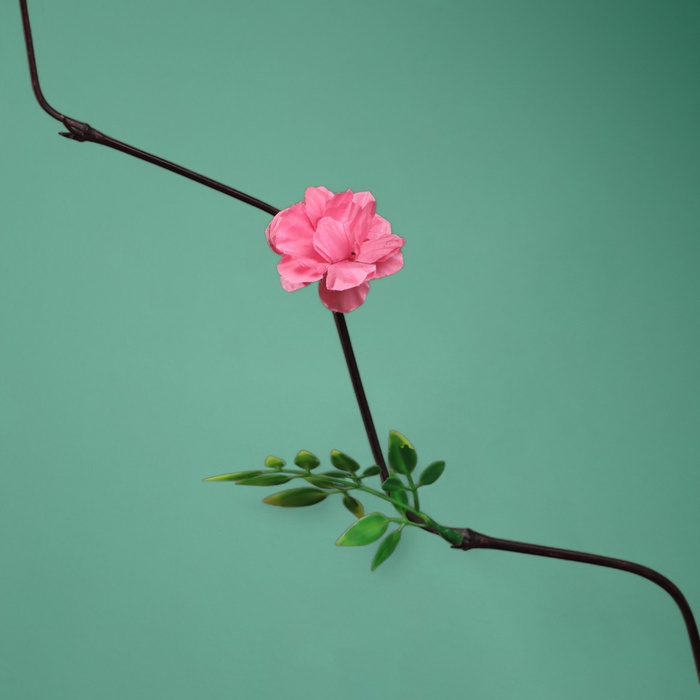 Интерьерный декор из бамбука, цветы пластик, 200 см, красный