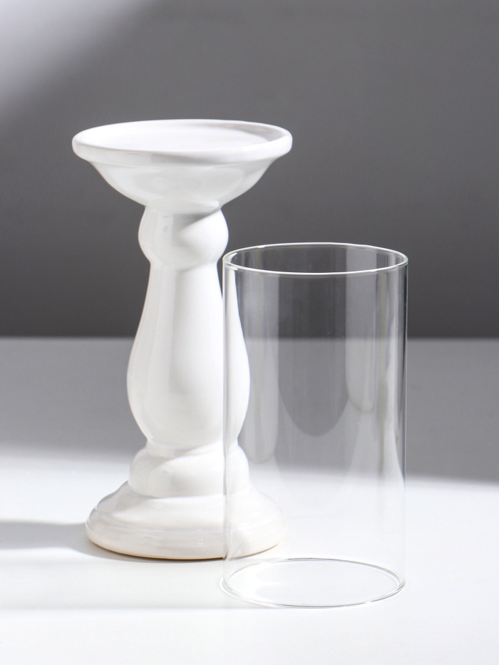 Подсвечник на 1 свечу «Магистр», керамика, стекло, d=8 см, белый, 9.5×9.5×32 см