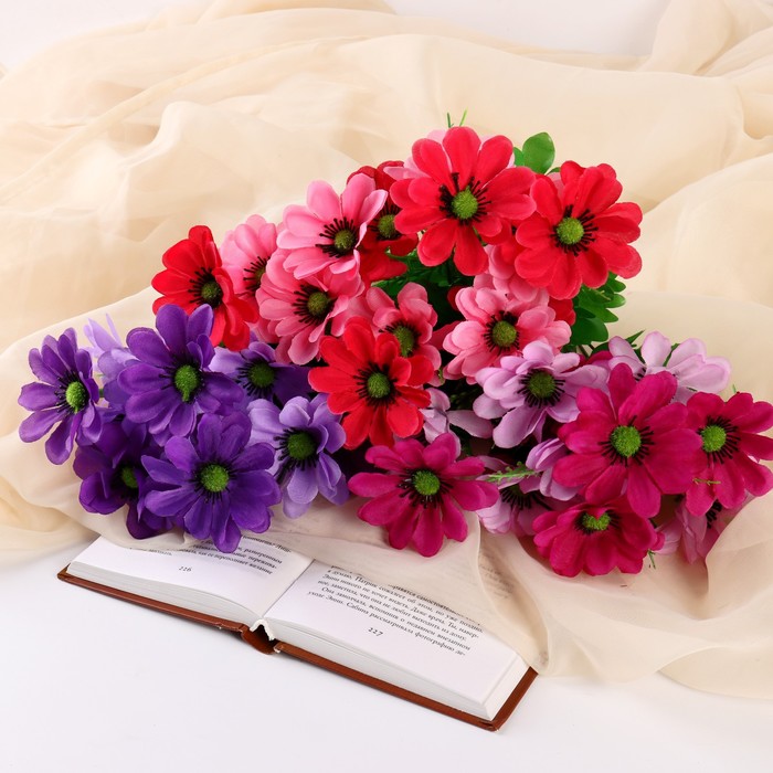 Букет искусственный «Клематис гибридный», d=7 см, h=33 см, 14 цветков, МИКС