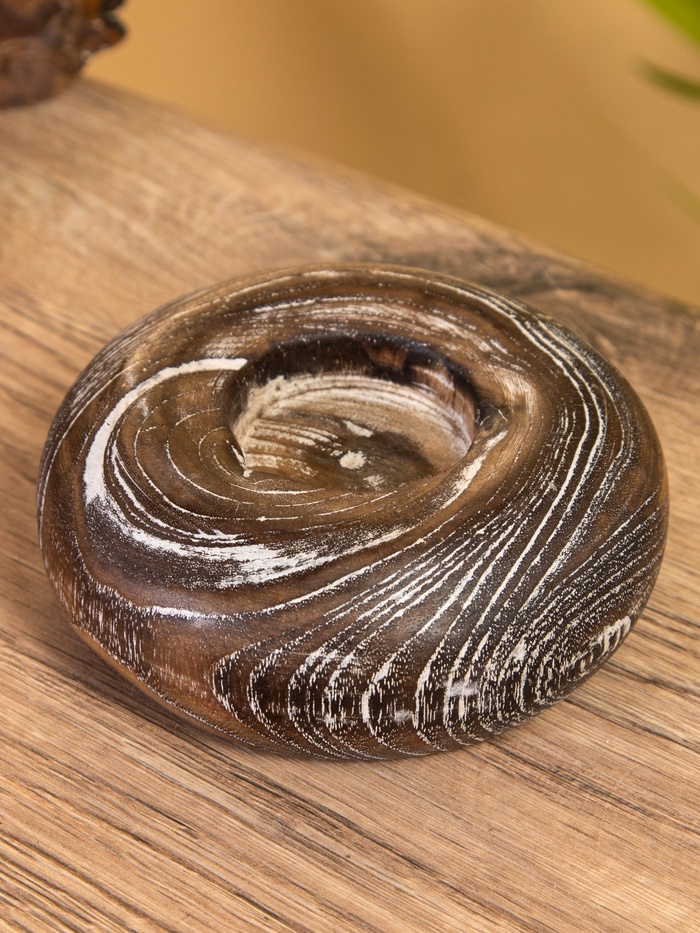 Подсвечник из дерева джати, d=3 см, 10×10×3 см, тёмно-коричневый