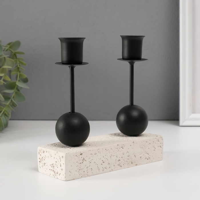 Подсвечник на 2 свечи «Два шарика», гипс, металл, d=2.5 см, 5.4×15×15 см