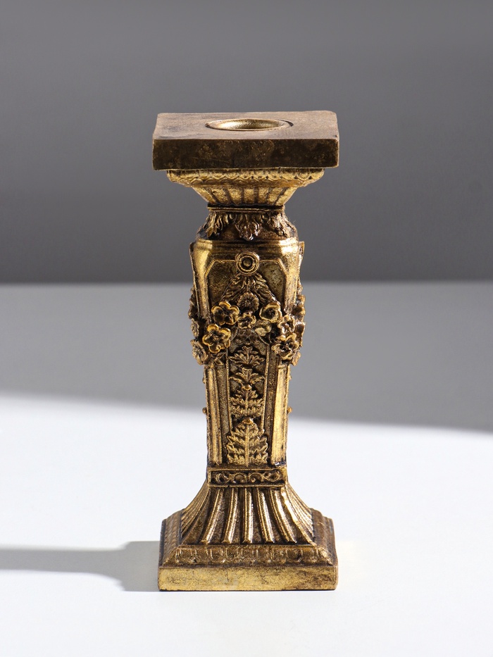 Подсвечник на 1 свечу «Римская колонна с цветами», полистоун, состаренное золото, 7×7×17 см