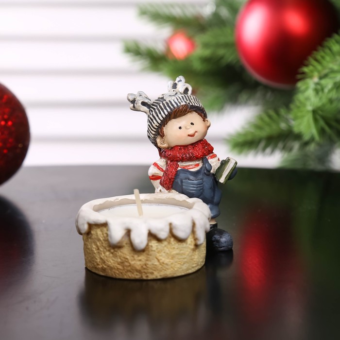 Фигурка-подсвечник со свечой «Мальчик. Девочка в шапочке-зверька», 7.2×8×5.2 см, МИКС