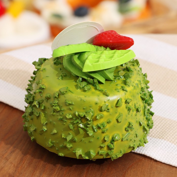 Муляж с магнитом «Пирожное Джоли» матча, 7×7×6 см