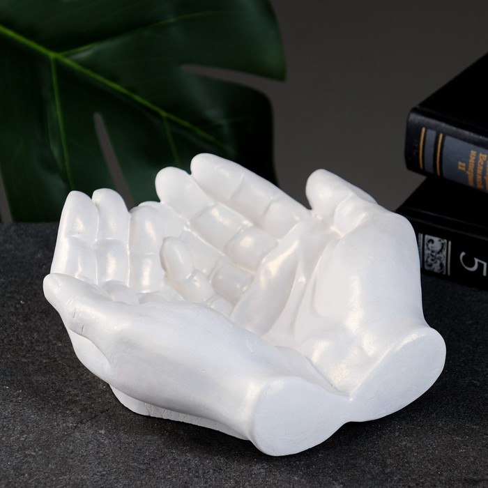 Подставка для мелочей «Ладони», гипс, перламутр, 15×16×7 см