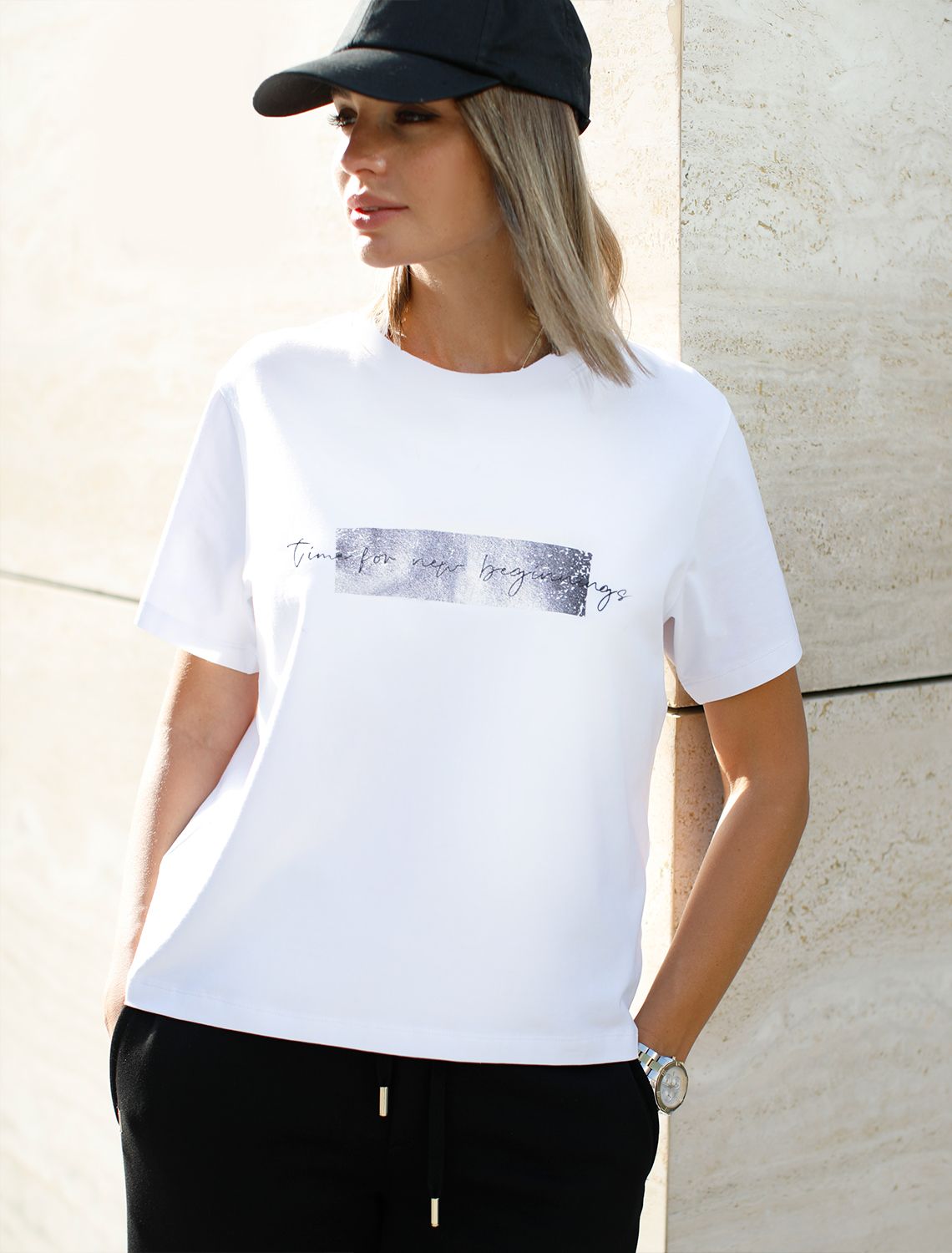 АКЦИЯ! 1190руб. Было:1490руб. Футболка из премиального хлопка с принтом фольгой