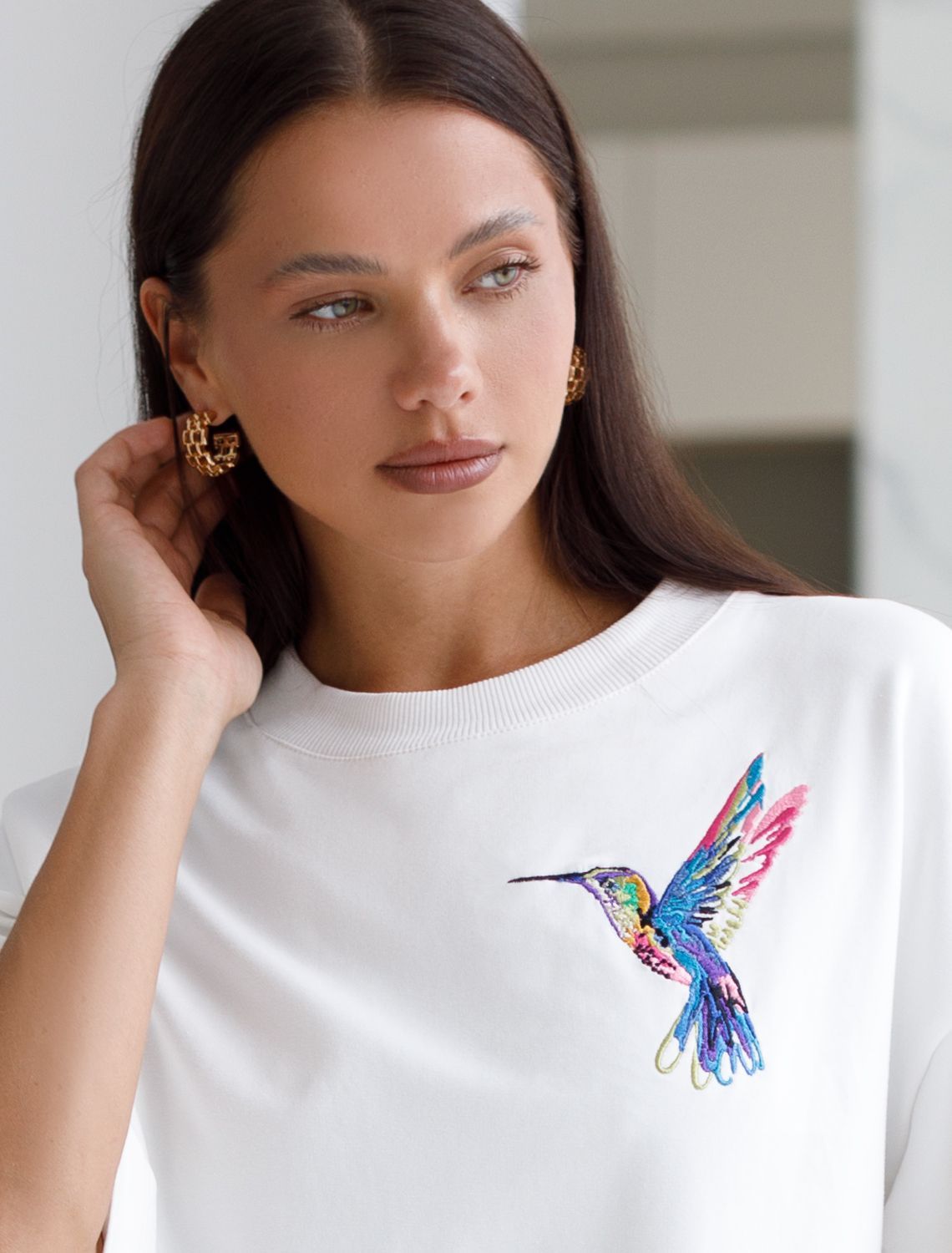 АКЦИЯ! 1350руб. Было:1690руб. Футболка из тонкого эластичного футера со шнуром внизу