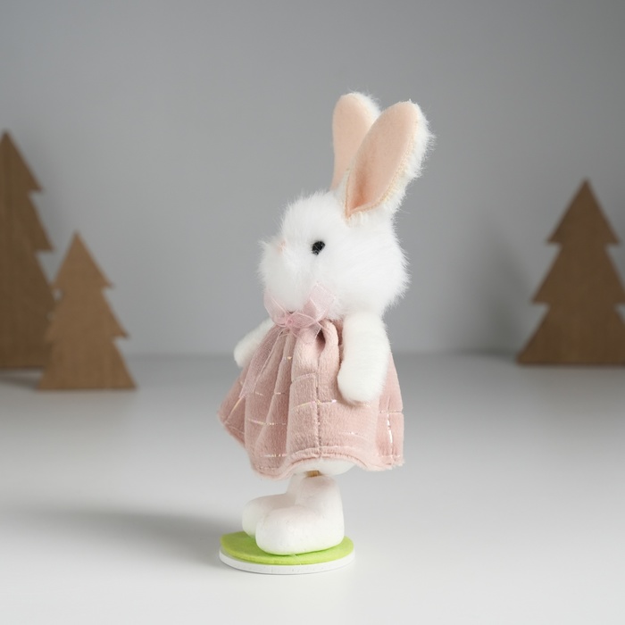 Фигурка «Зайка в розовом платьишке», 5.5×7×13.5 см