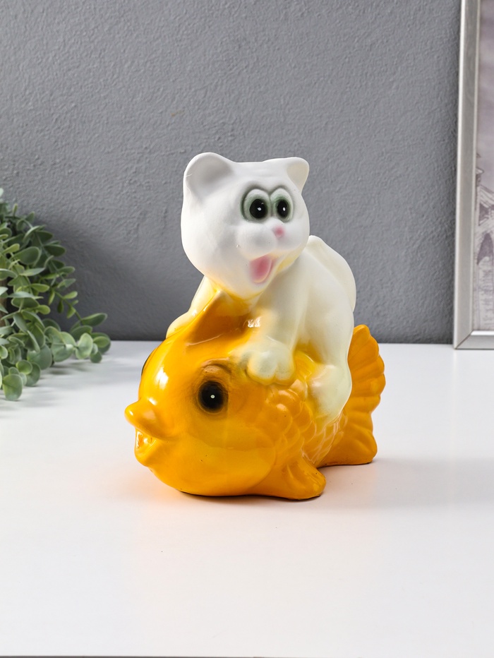 Копилка для денег «Кот на рыбке», гипс, 21 см