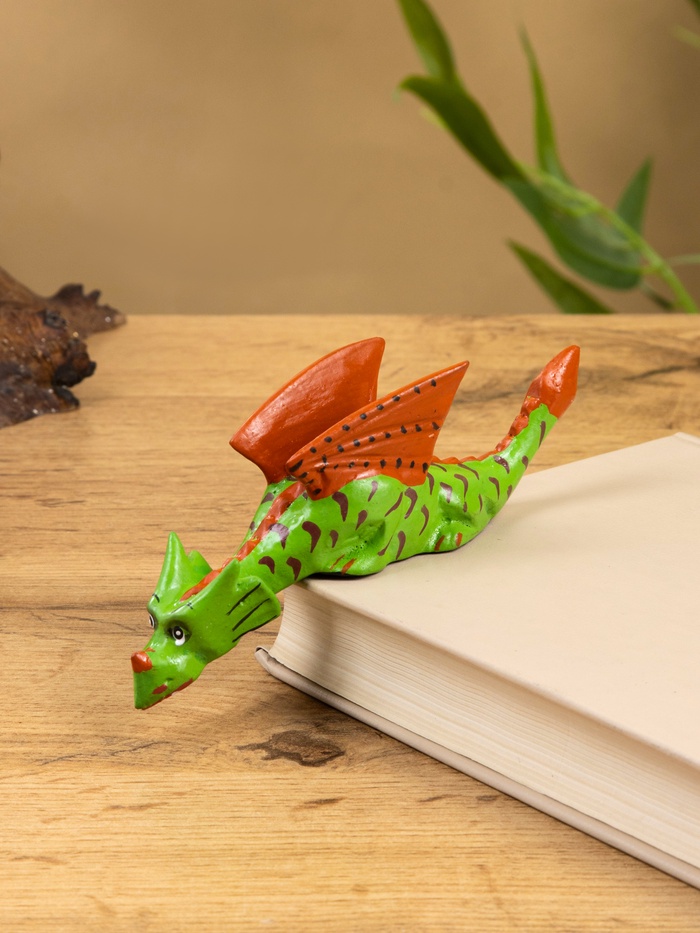 Сувенир «Дракончик», 13×4×3 см, дерево