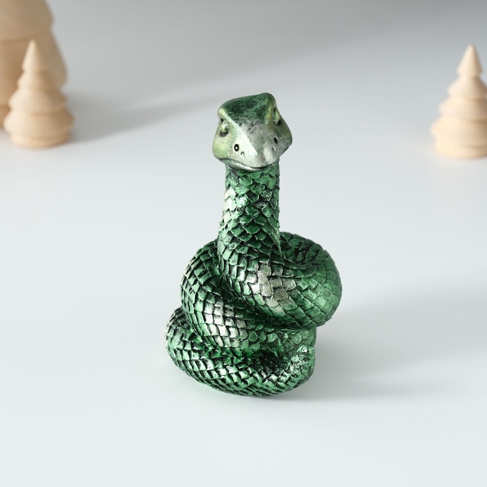 Фигурка полистоун «Змейка с сиянием», 6×6×10 см, МИКС