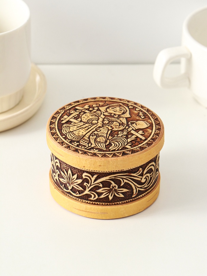 Шкатулка для украшений «Машенька», круглая, 8.5×5 см, береста