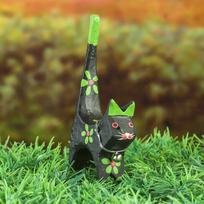 Набор сувенирный «Тёмные кошечки», 4 шт., 7.5×5×11 см