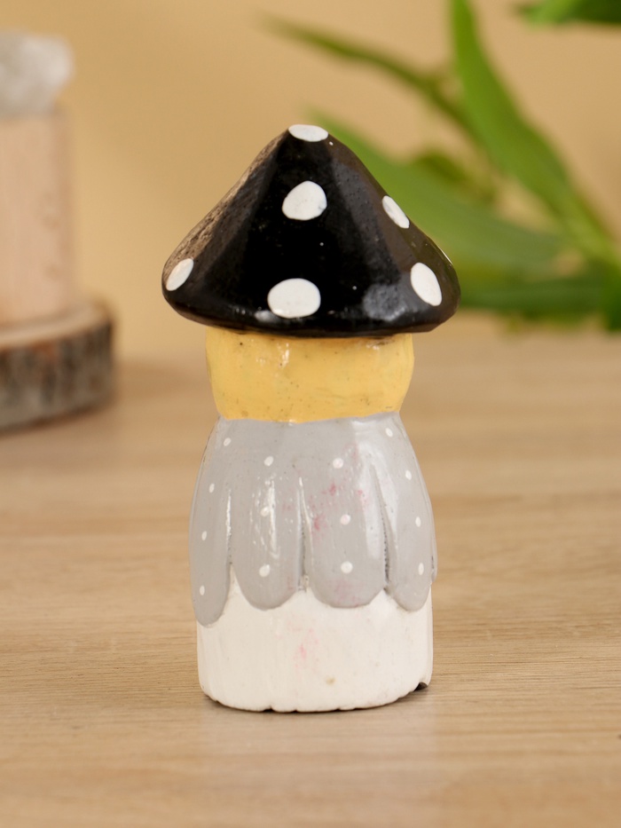 Сувенир «Гномик», 5.5×5.5×10 см, дерево, чёрно-серый