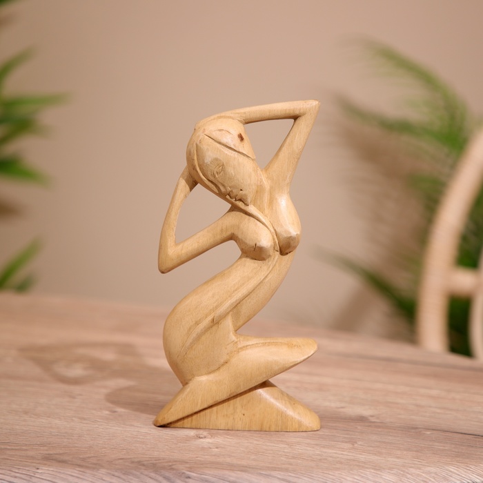 Фигурка «Девушка», 21 см, дерево