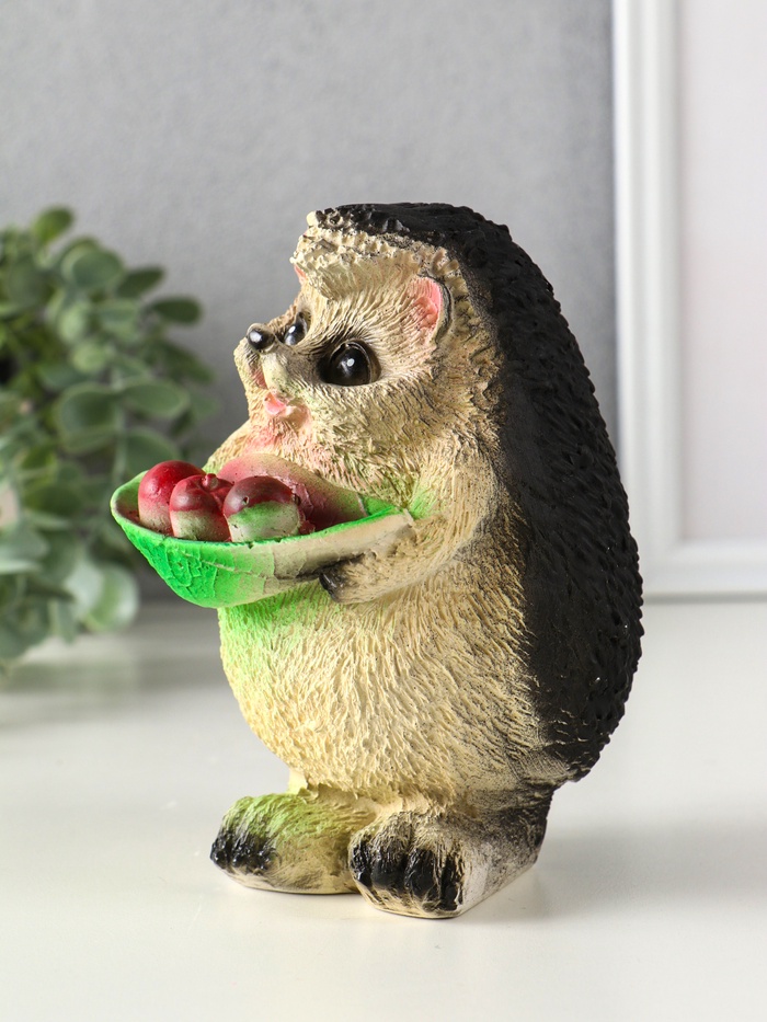 Копилка для денег «Ежик с ягодами», гипс, 14.5×10×11.5 см