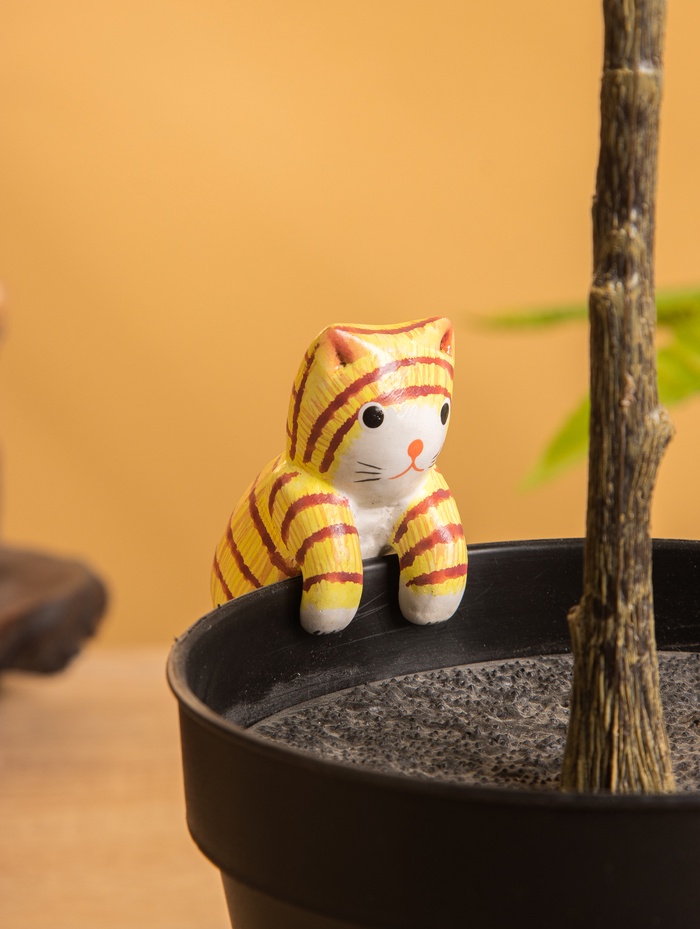 Сувенир «Цепкий Котёнок», 2.5×3.5×7 см, дерево, оранжевый