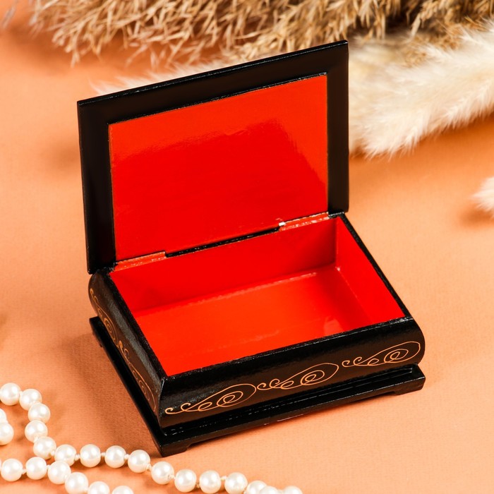 Шкатулка для украшений «Букет пионов в вазе», 7.5×10 см, лаковая миниатюра