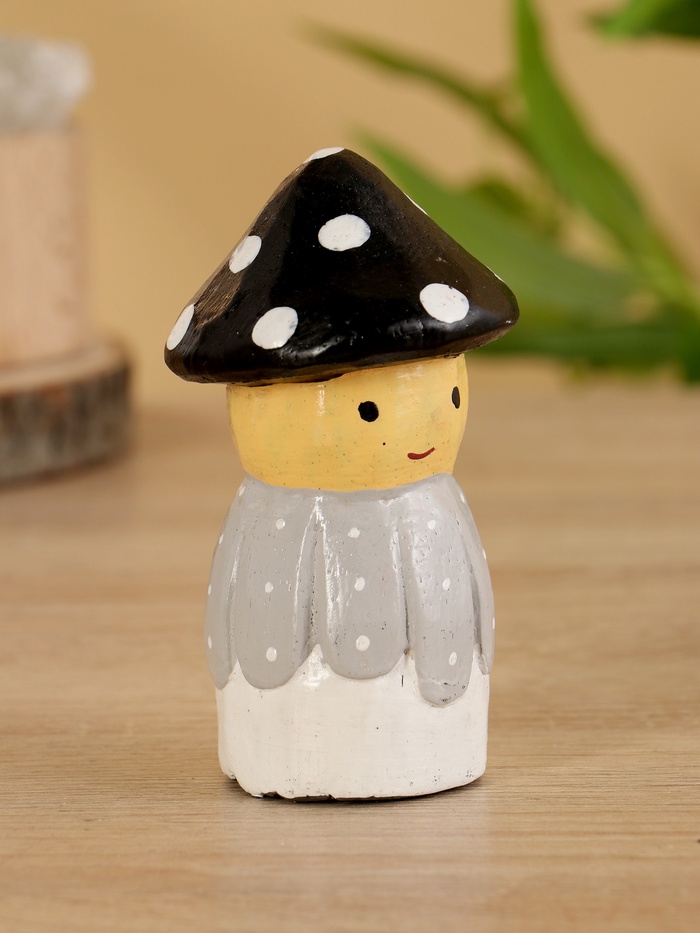 Сувенир «Гномик», 5.5×5.5×10 см, дерево, чёрно-серый