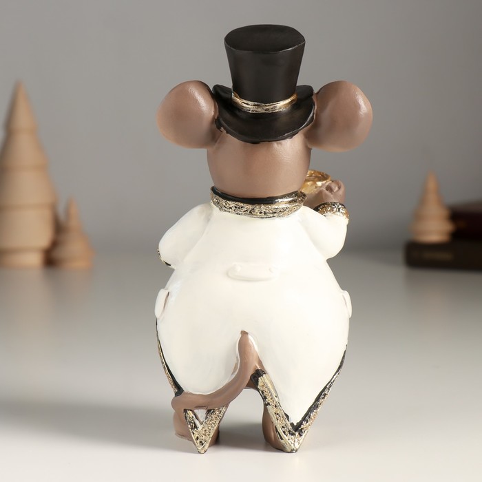Фигурка полистоун «Мышонок в цилиндре и белом фраке», 8×8×16.5 см