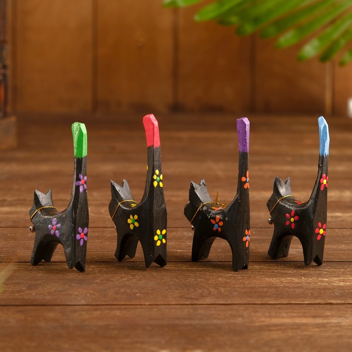 Набор сувенирный «Тёмные кошечки», 4 шт., 7.5×5×11 см