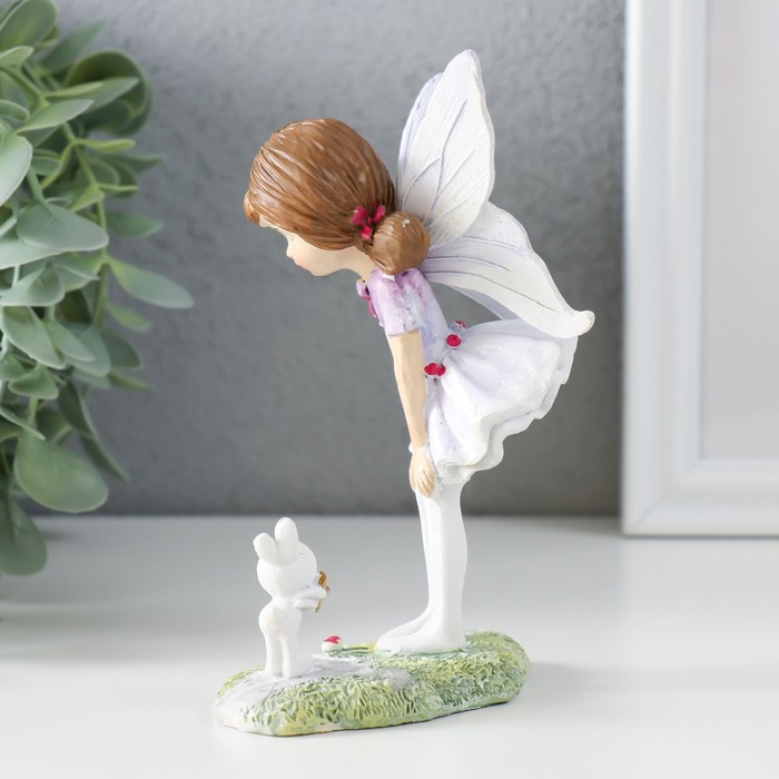Фигурка полистоун «Девочка-бабочка с зайчиком на полянке», 9.5×6×13 см