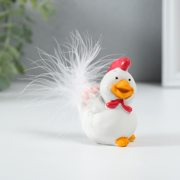 Фигурка полистоун «Петушок белый с розовым яйцом», 5×4×6.5 см