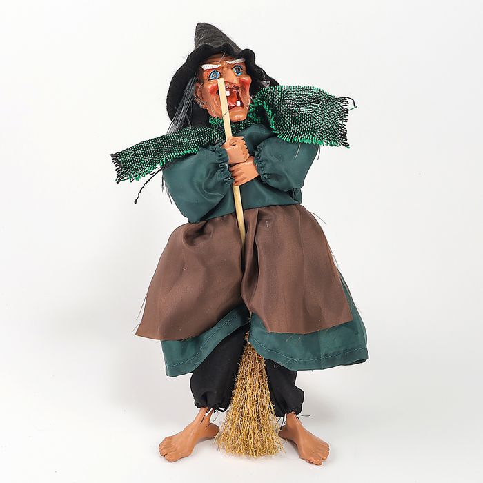 УЦЕНКА Декор на Хэллоуин «Баба-Яга», музыкальная, 30 см, МИКС
