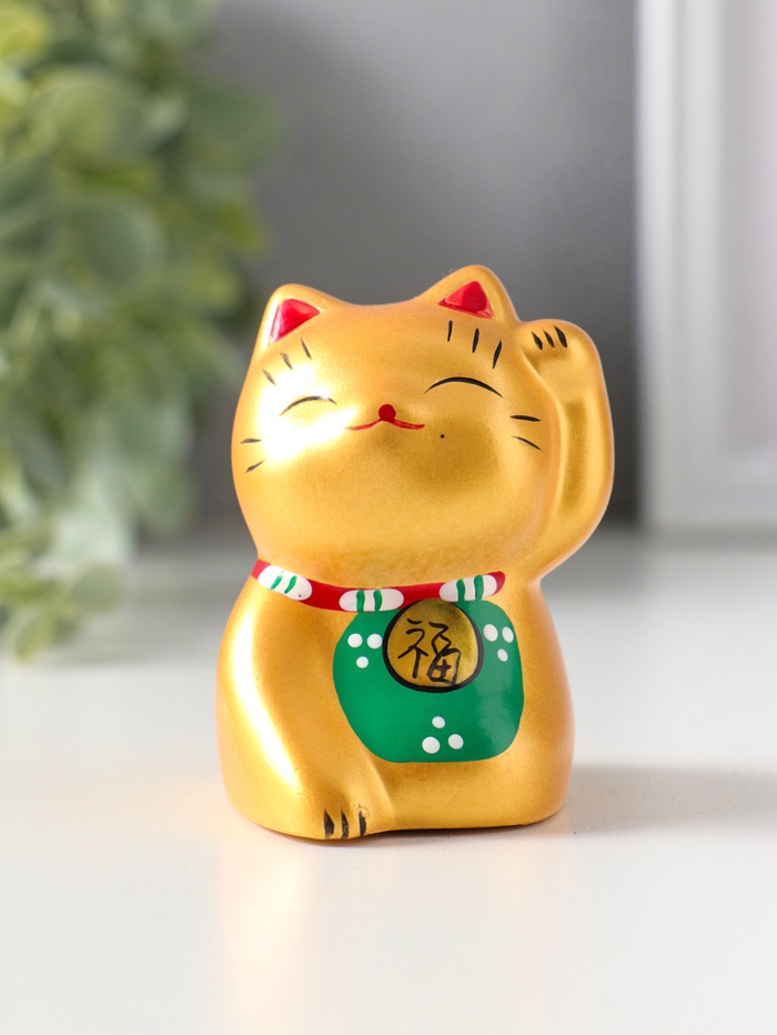 Фигурка керамика «Котик Манэки-нэко золотой», 5.3×7.3×6 см