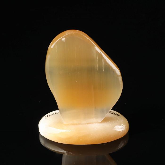 Фигурка «Оберег на рождение детей», на подставке, селенит