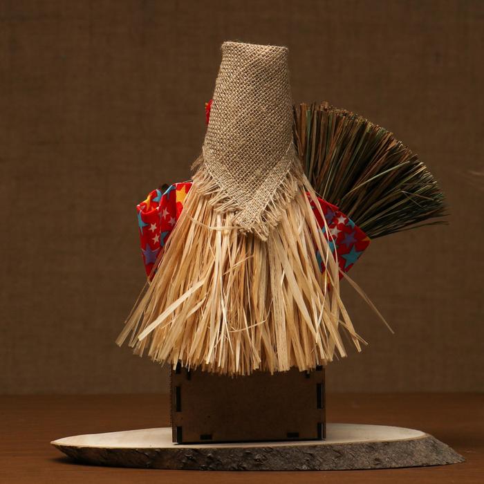 Фигурка оберег - домовой «Баба яга на сундуке», 30×29×23 см, МИКС